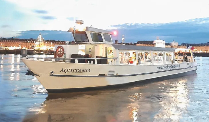 Bateau Aquitania