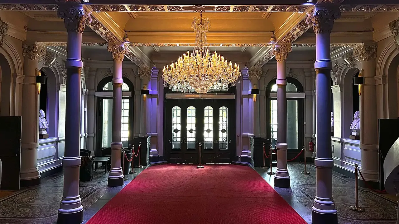 Hall d'entrée — Château Théâtre Descas